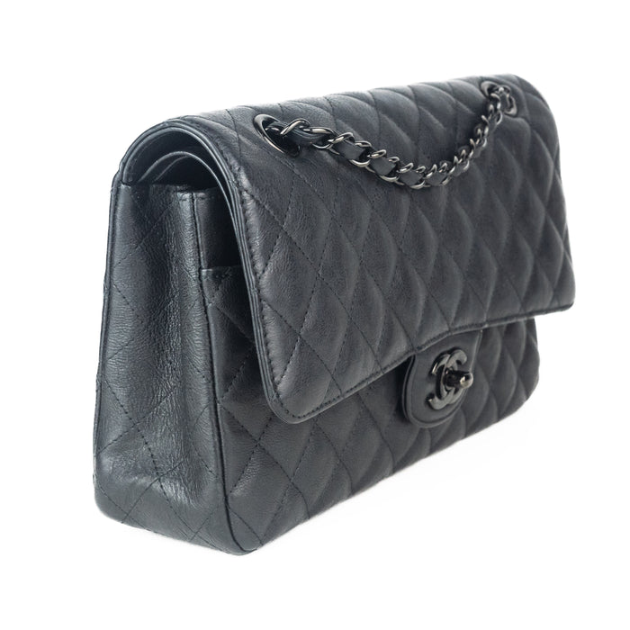 Chanel So Black Classic Medium Flap bag In Crumpled Calfskin