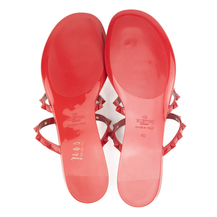 Valentino Garavani Rockstud Jelly Thong Sandals in Red